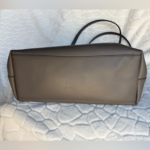 COACH 78218 SIGNATURE CHAIN CENTRAL TOTE V5/Heather Grey. - Picture 4 of 14